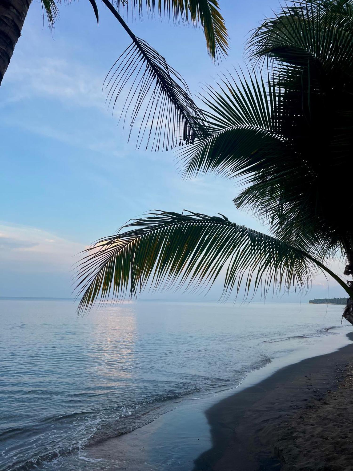 Rinjani Beach Eco Resort Tanjung  Exterior photo