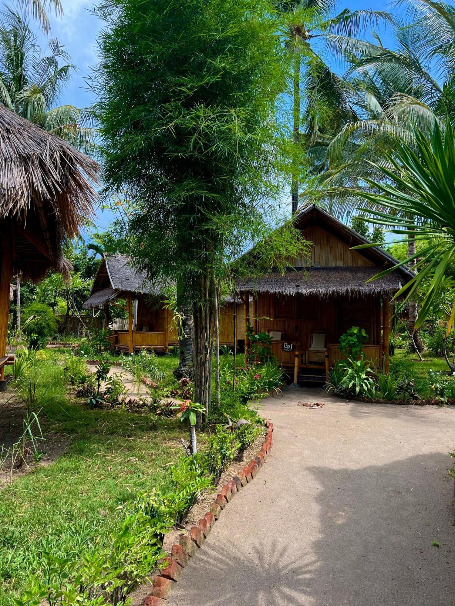 Rinjani Beach Eco Resort Tanjung  Exterior photo