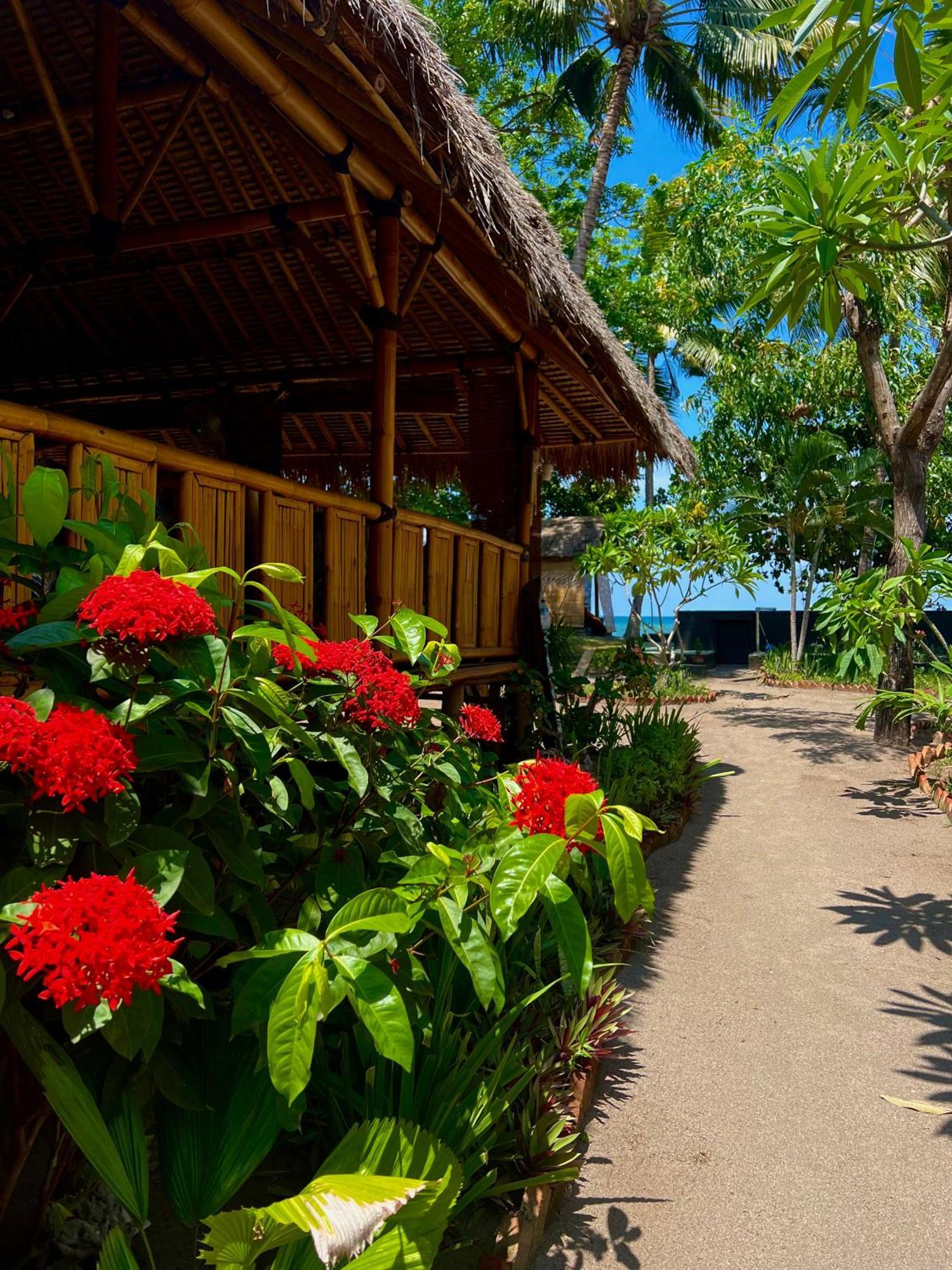 Rinjani Beach Eco Resort Tanjung  Exterior photo